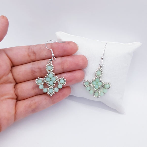 Bohemia Beaded Earrings - Picture 3 of 4